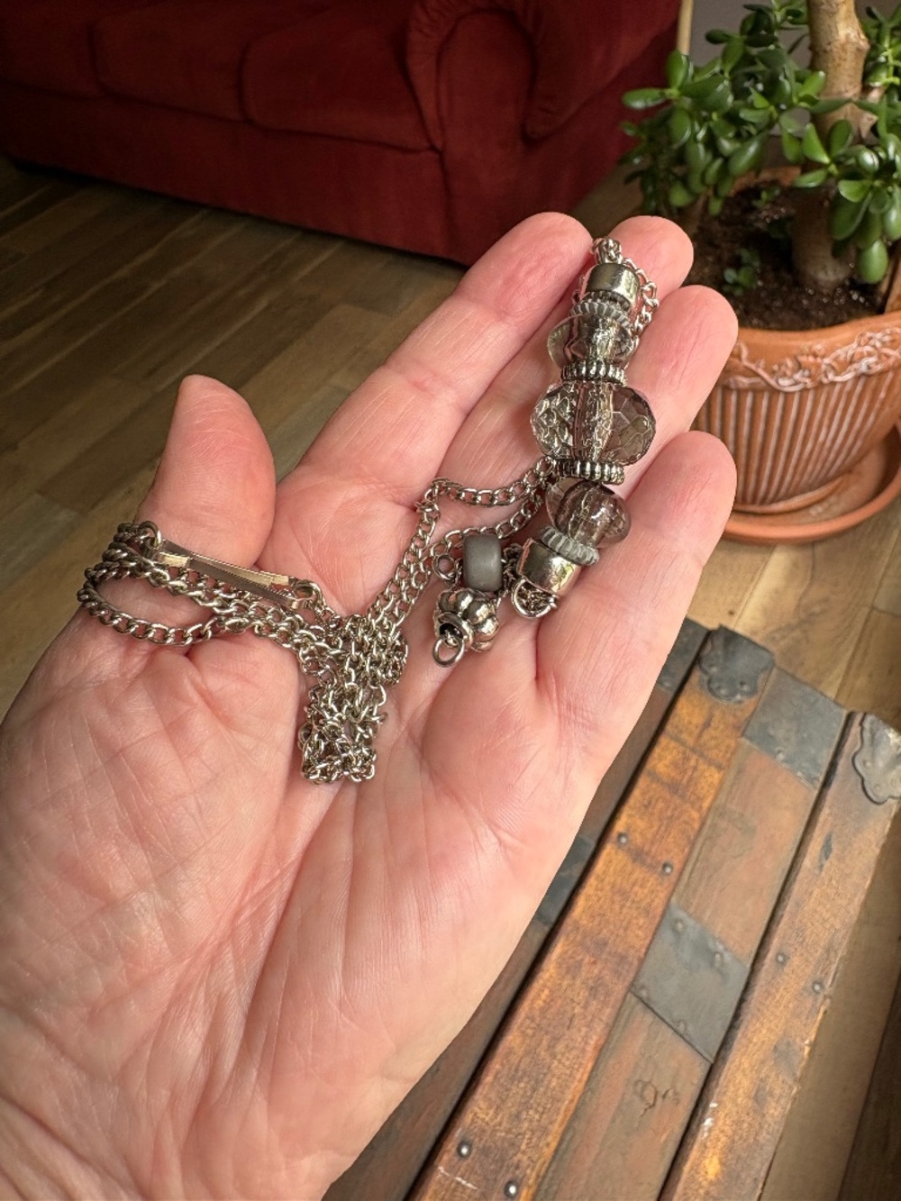 Sparkly beaded necklace with silver tone hardware